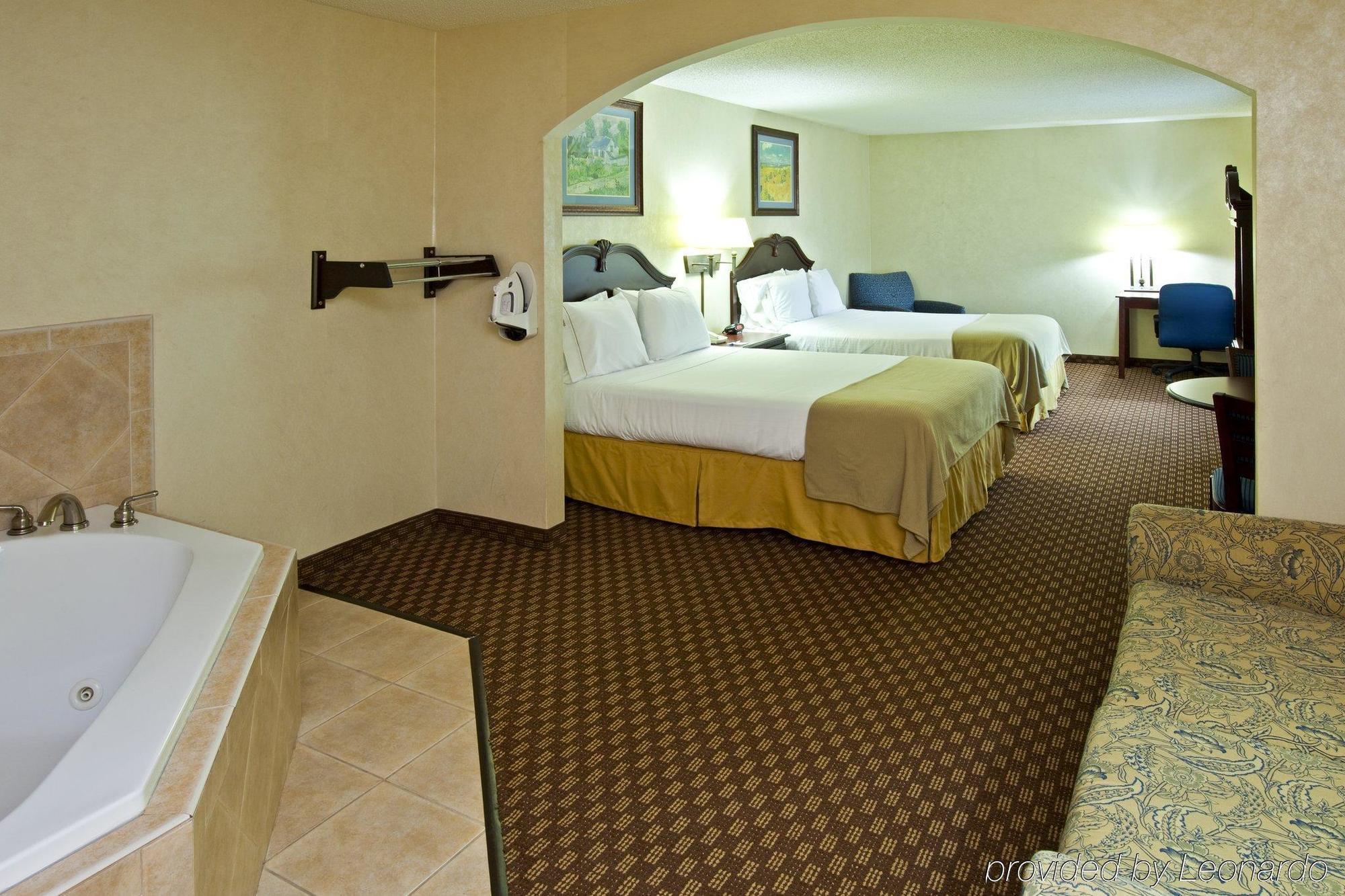 Holiday Inn Express Hotel & Suites Frankfort By Ihg Δωμάτιο φωτογραφία